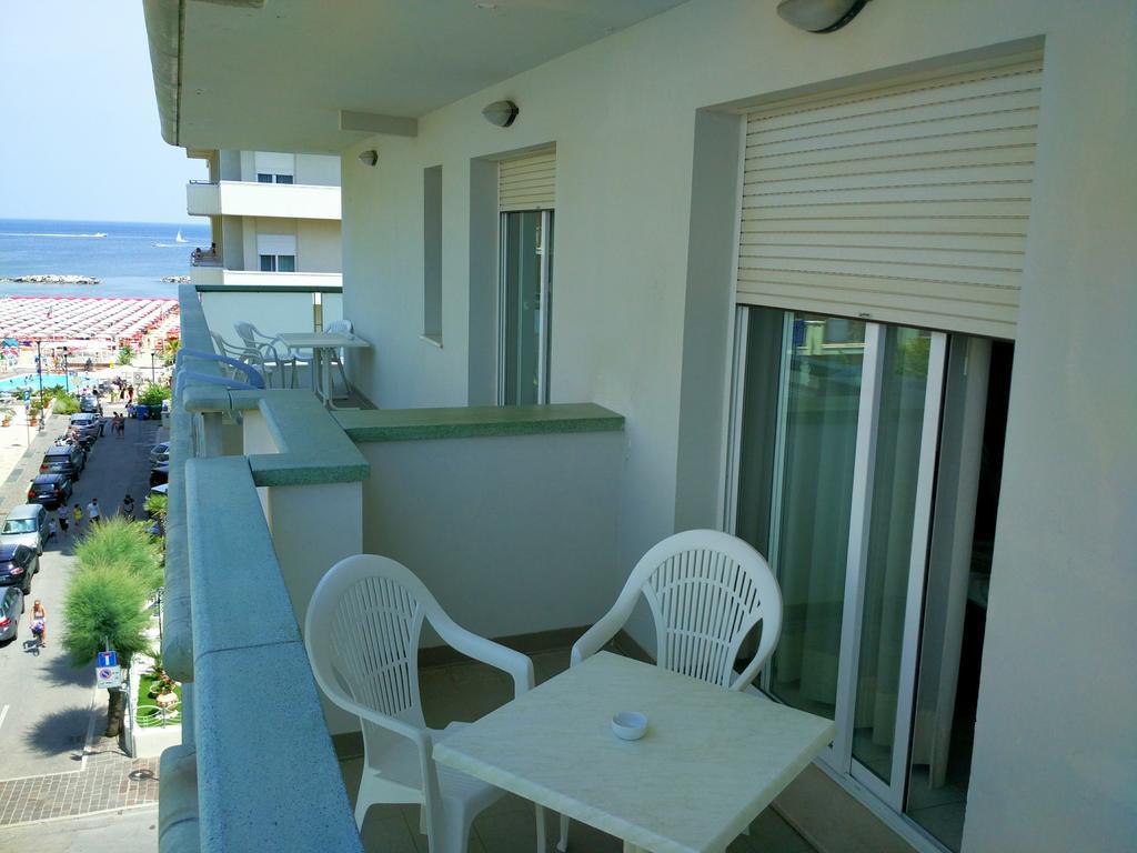 Residence Hotel Club House Cattolica Rom bilde
